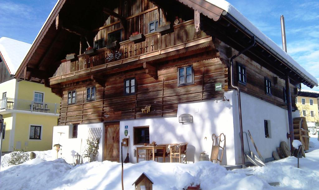 Heuholzmuehle Privatzimmer Elixhausen ภายนอก รูปภาพ